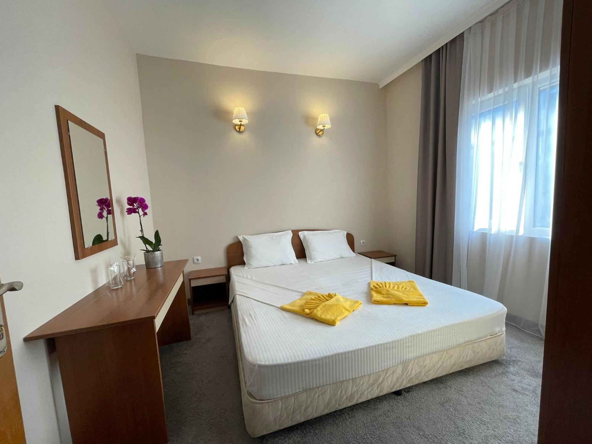 Alatoni Beach Hotel Созопол Екстериор снимка